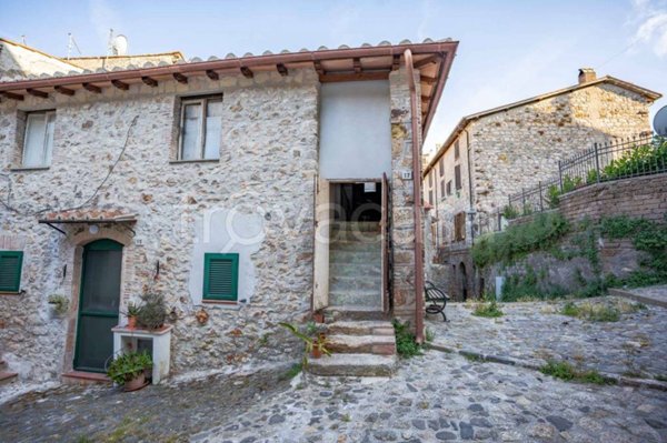 appartamento in vendita a Tolfa