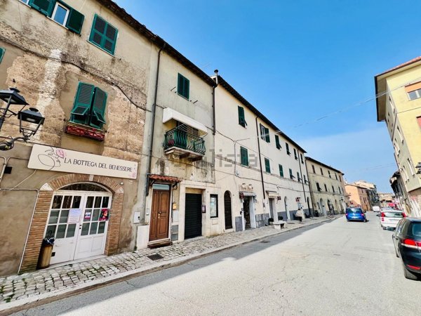 appartamento in vendita a Tolfa