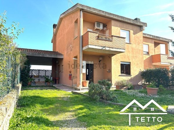 casa indipendente in vendita a Torrita Tiberina