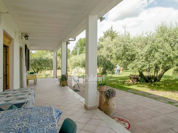 casa indipendente in vendita a Torrita Tiberina