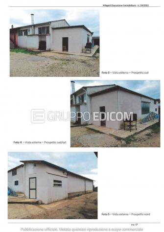 locale commerciale in vendita a Torrita Tiberina