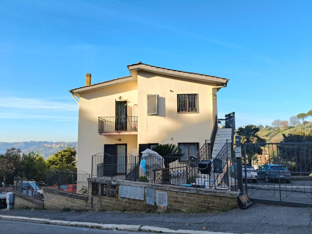 appartamento in vendita a Torrita Tiberina