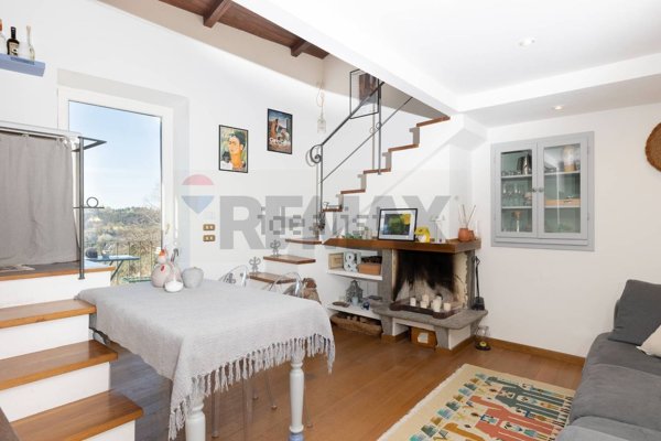 casa indipendente in vendita a Torrita Tiberina