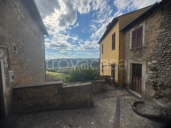 appartamento in vendita a Torrita Tiberina