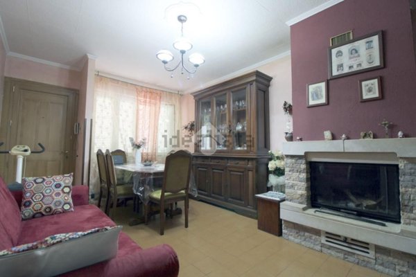 casa indipendente in vendita a Torrita Tiberina