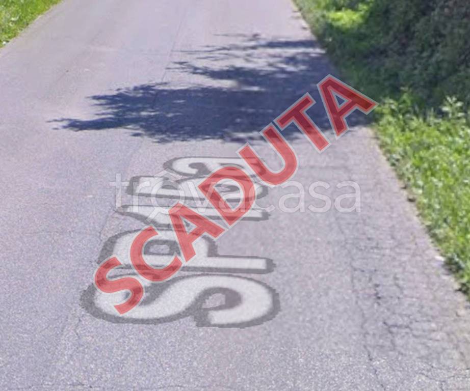 locale commerciale in vendita a Torrita Tiberina