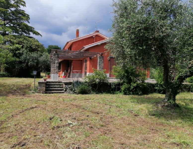 casa indipendente in vendita a Trevignano Romano