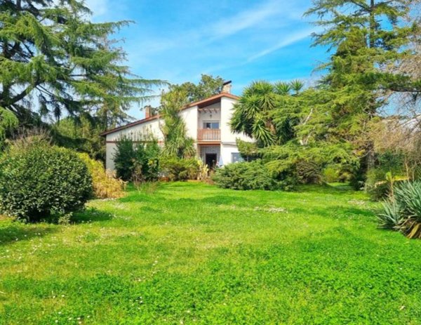 casa indipendente in vendita a Trevignano Romano