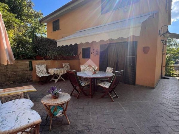 casa indipendente in vendita a Trevignano Romano