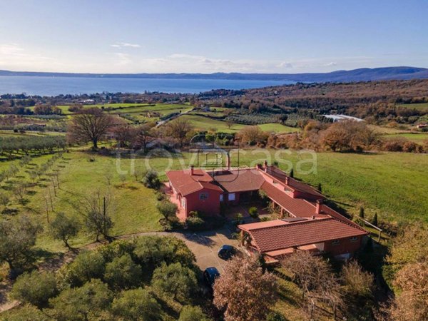 casa indipendente in vendita a Trevignano Romano