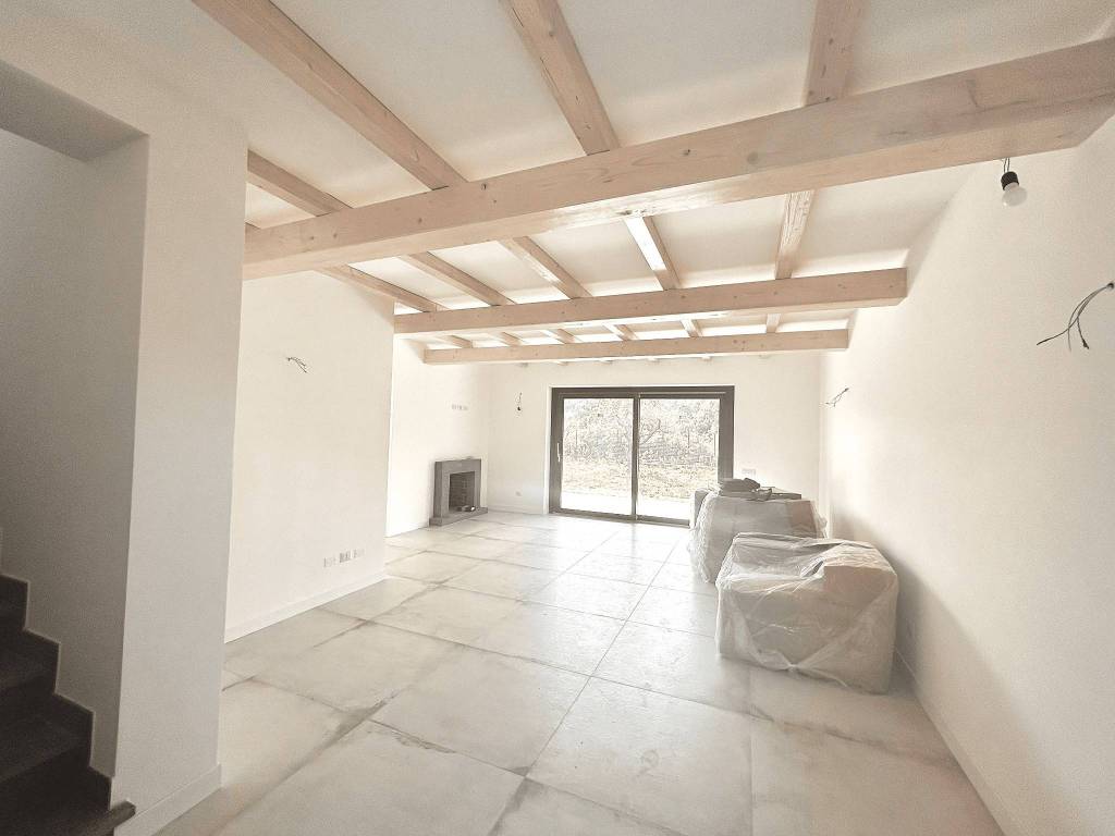casa indipendente in vendita a Trevignano Romano