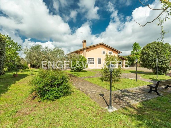 casa indipendente in vendita a Trevignano Romano
