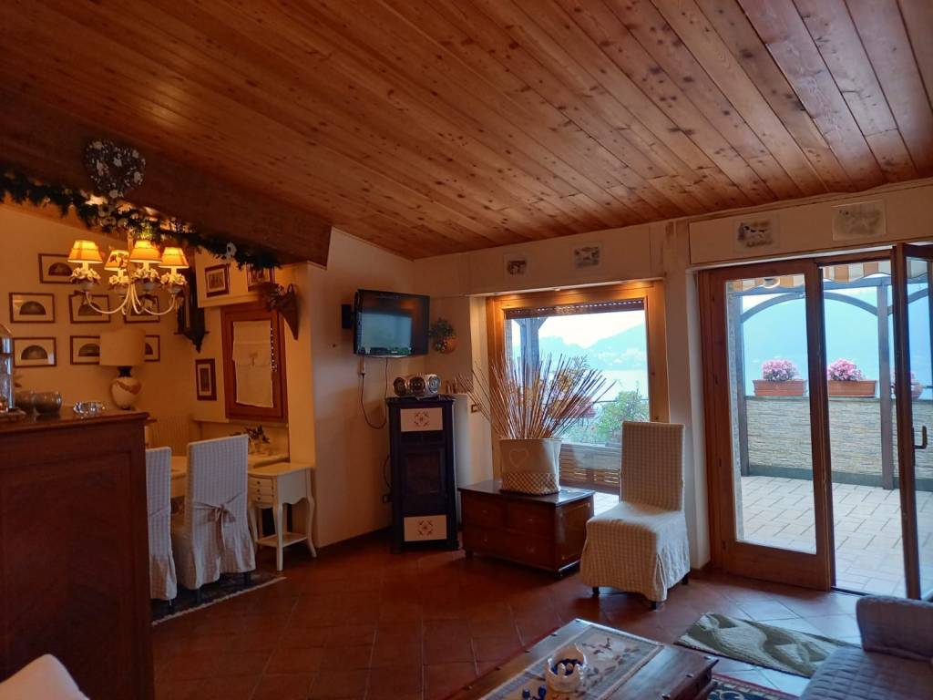 casa indipendente in vendita a Trevignano Romano