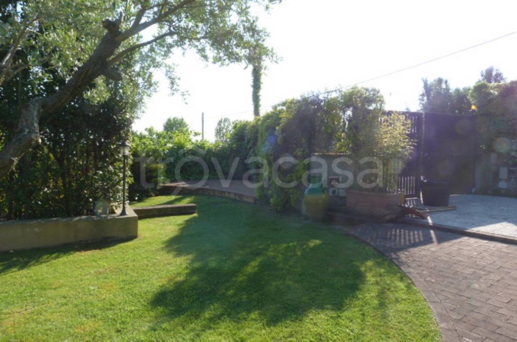 casa indipendente in vendita a Trevignano Romano