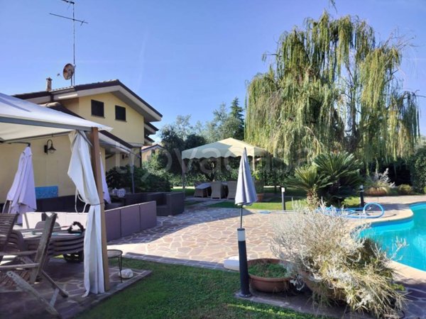 casa indipendente in vendita a Trevignano Romano
