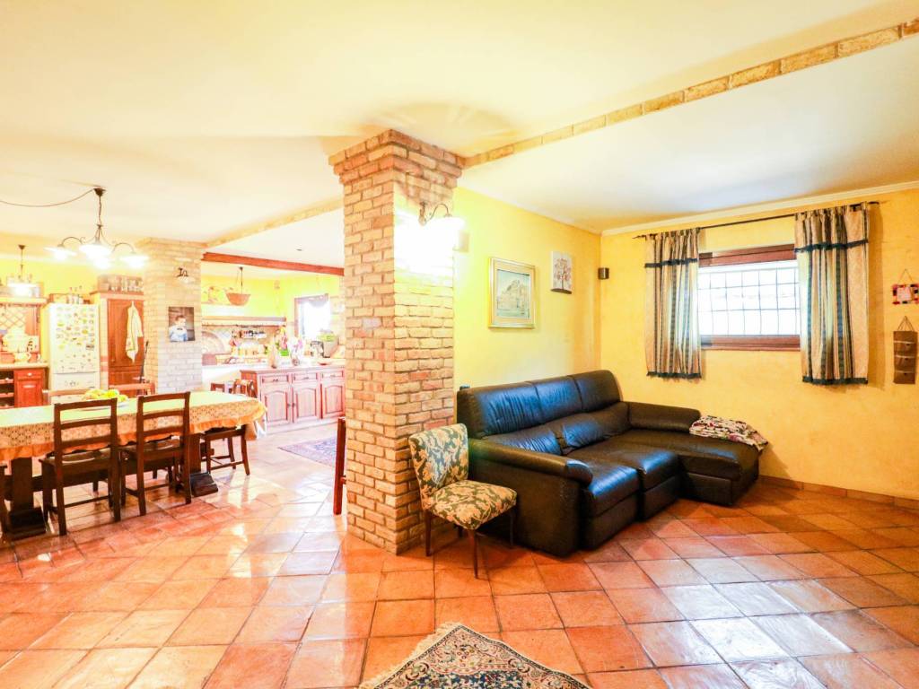 casa indipendente in vendita a Trevignano Romano