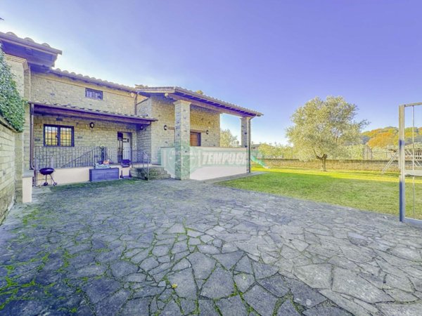 casa indipendente in vendita a Trevignano Romano