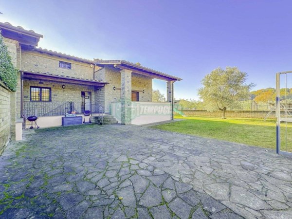 casa indipendente in vendita a Trevignano Romano