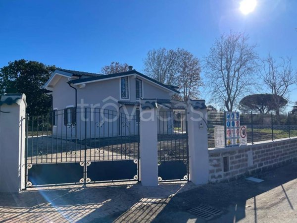 casa indipendente in vendita a Trevignano Romano