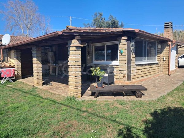 casa indipendente in vendita a Trevignano Romano