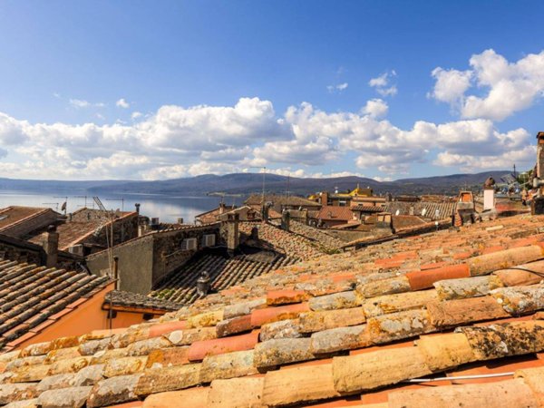 casa indipendente in vendita a Trevignano Romano