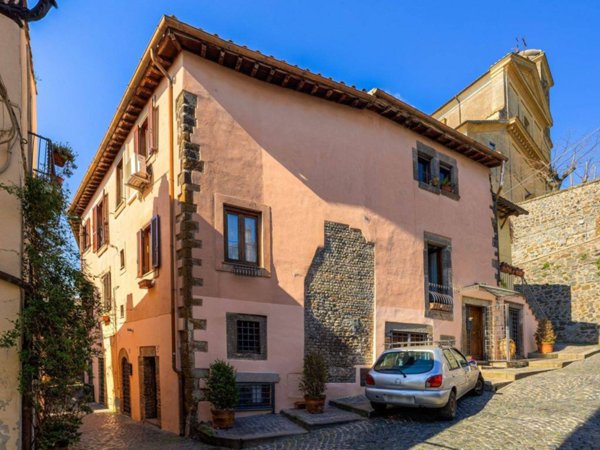 casa indipendente in vendita a Trevignano Romano
