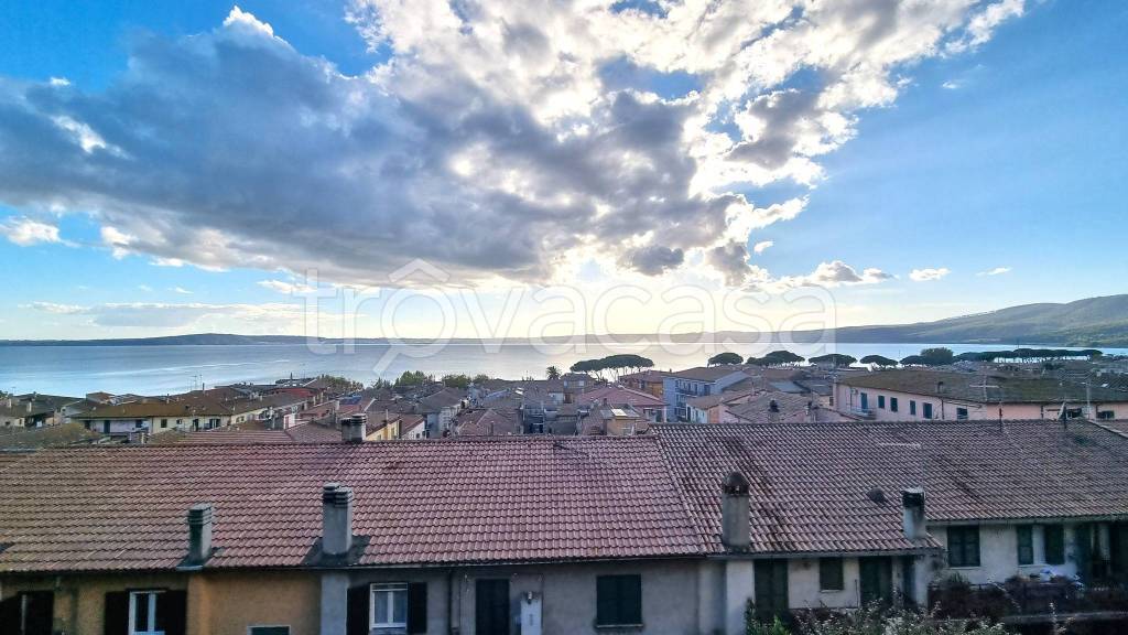 appartamento in vendita a Trevignano Romano