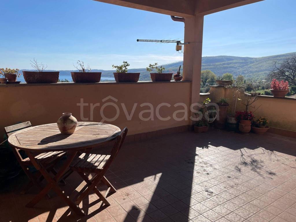 appartamento in vendita a Trevignano Romano