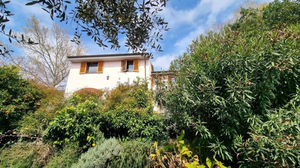 casa indipendente in vendita a Trevignano Romano