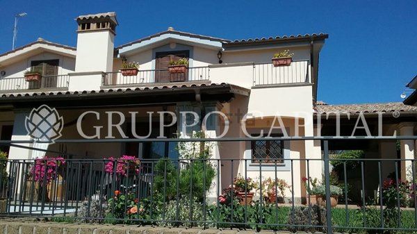 casa indipendente in vendita a Trevignano Romano