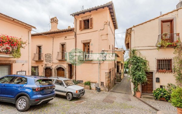 casa indipendente in vendita a Trevignano Romano