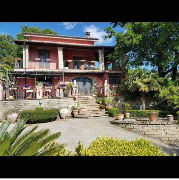 casa indipendente in vendita a Trevignano Romano
