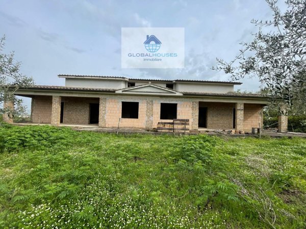 casa indipendente in vendita a Trevignano Romano