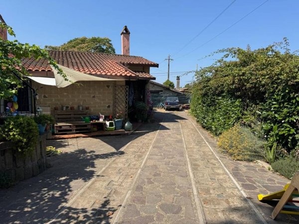 casa indipendente in vendita a Trevignano Romano