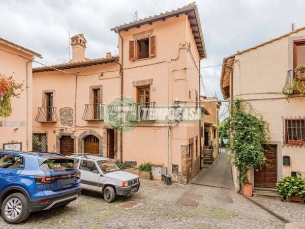 casa indipendente in vendita a Trevignano Romano
