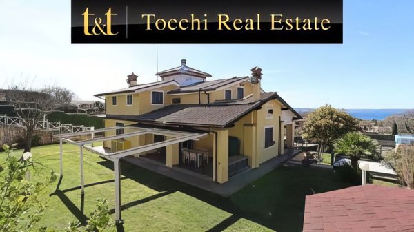 casa indipendente in vendita a Trevignano Romano