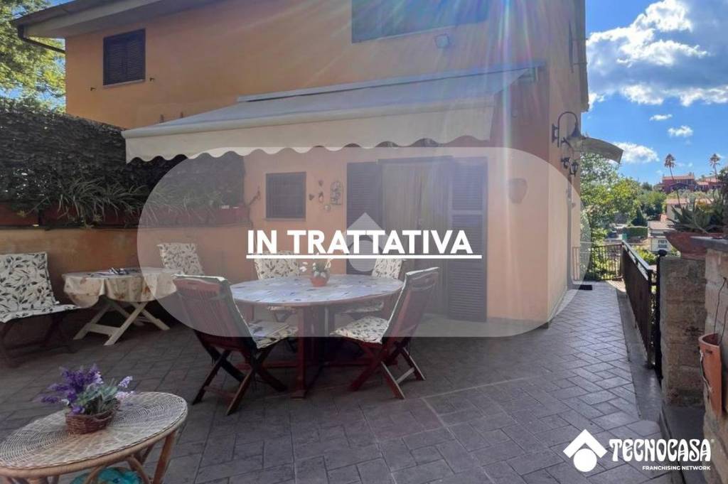 casa indipendente in vendita a Trevignano Romano