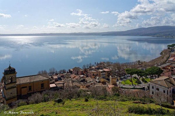 casa indipendente in vendita a Trevignano Romano