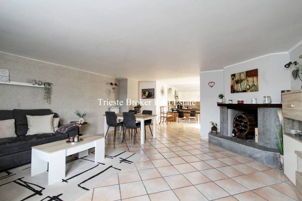 casa indipendente in vendita a Trevignano Romano