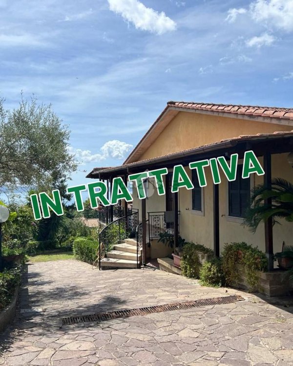 casa indipendente in vendita a Trevignano Romano