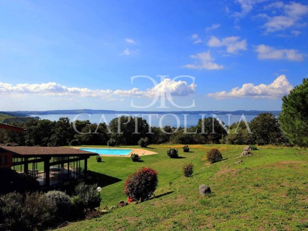 casa indipendente in vendita a Trevignano Romano