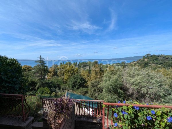 casa indipendente in vendita a Trevignano Romano