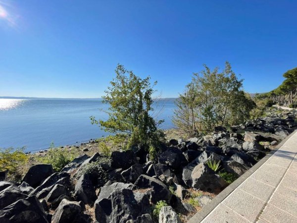 appartamento in vendita a Trevignano Romano