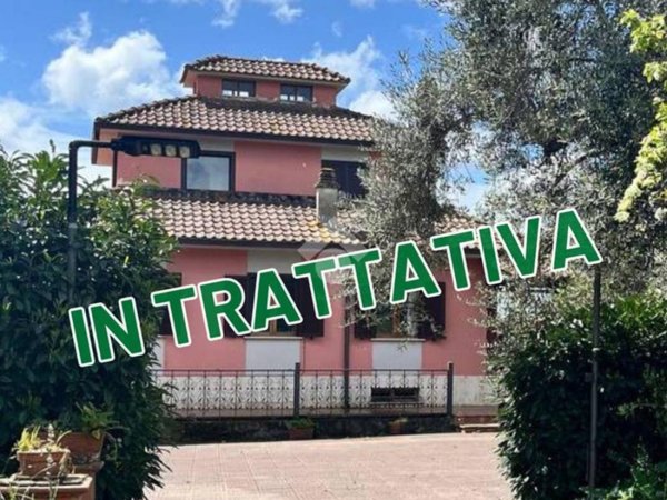 casa indipendente in vendita a Trevignano Romano