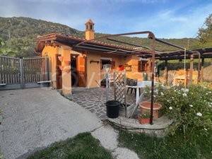 casa indipendente in vendita a Trevignano Romano