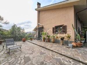 casa indipendente in vendita a Trevignano Romano