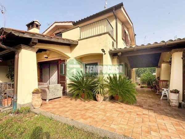casa indipendente in vendita a Trevignano Romano