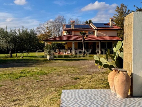 casa indipendente in vendita a Trevignano Romano
