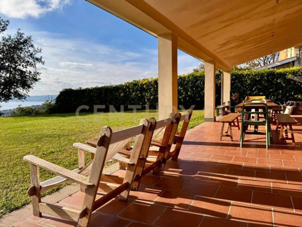 casa indipendente in vendita a Trevignano Romano