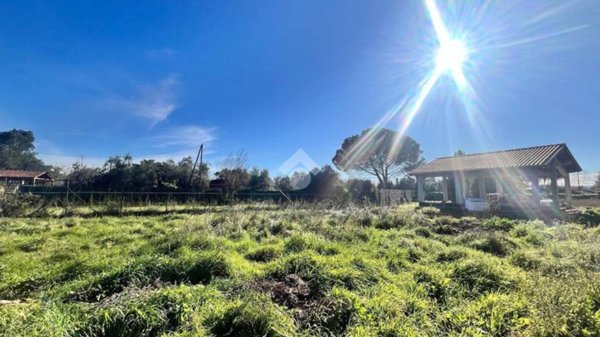 terreno edificabile in vendita a Trevignano Romano